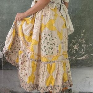 NWT Magnolia Pearl Friendship Star Quilt Skirt OS